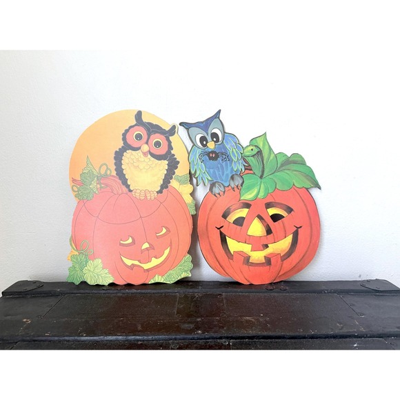 Vintage 1980s Halloween Paper Die-Cut Wall Decor Lot of 2 Owl Bird with Pumpkin - Picture 2 of 8